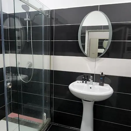 Hotel Kleo Airport Tirana